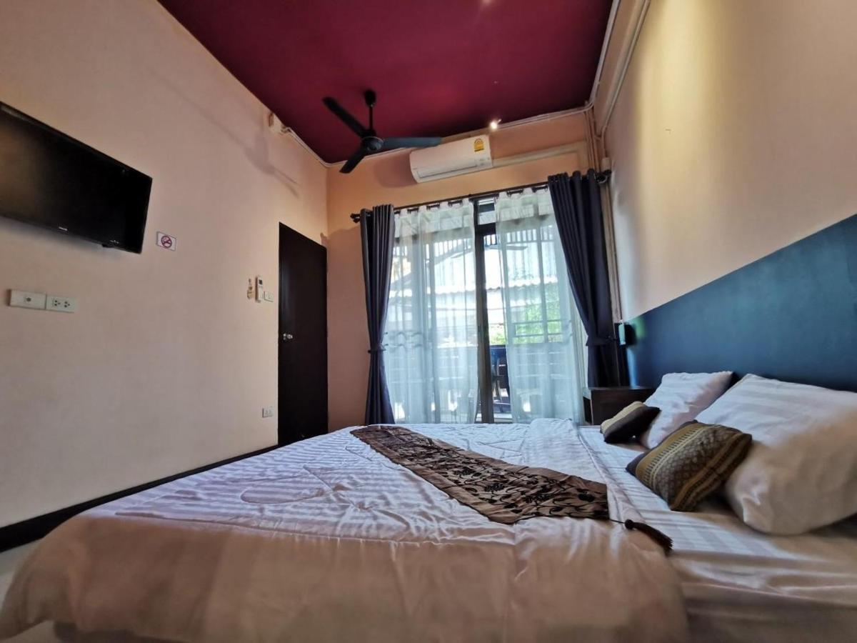 Madera House Chiang Mai Hotel Екстериор снимка