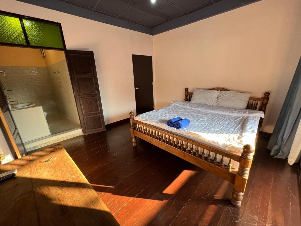 Madera House Chiang Mai Hotel Екстериор снимка