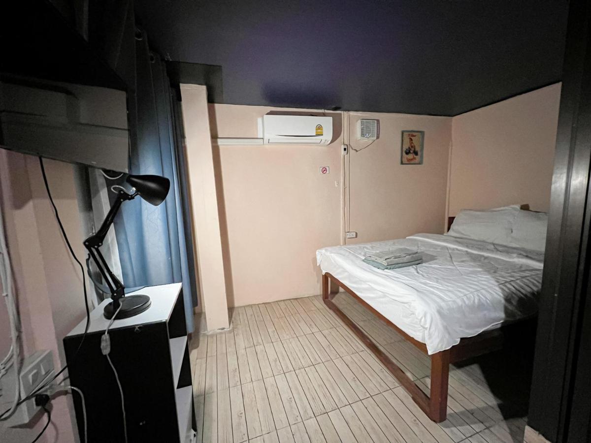 Madera House Chiang Mai Hotel Екстериор снимка