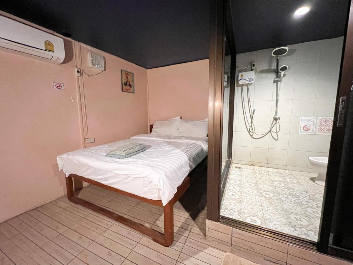 Madera House Chiang Mai Hotel Екстериор снимка